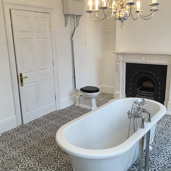 62 Castle Street, GU9